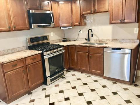 93 Burghardt St, Springfield, MA 01109 photo 5