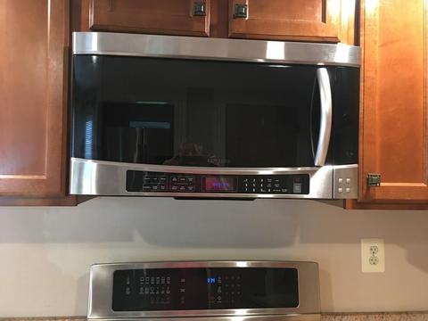 93 Burghardt St, Springfield, MA 01109 photo 11