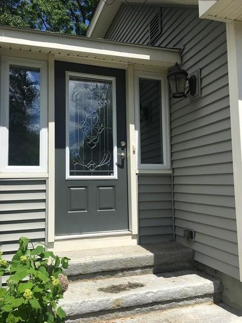 93 Burghardt St, Springfield, MA 01109 photo 2
