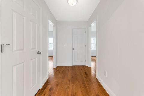 20 Powell Ave, Springfield, MA 01118 photo 17