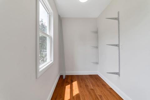 20 Powell Ave, Springfield, MA 01118 photo 7