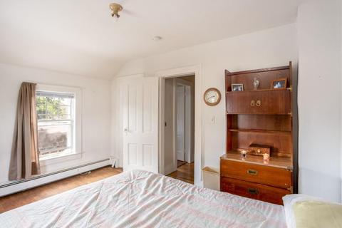 18 Burke St, Springfield, MA 01151 photo 22