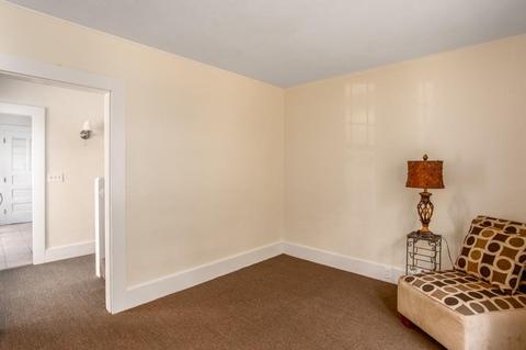 18 Burke St, Springfield, MA 01151 photo 10