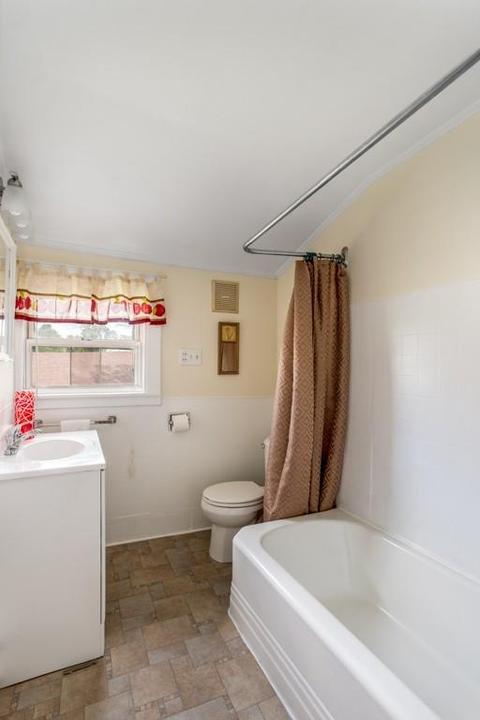 18 Burke St, Springfield, MA 01151 photo 17