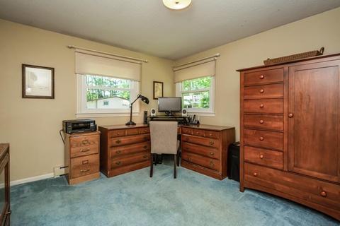 31 Balcom Rd, Pelham, NH 03076 photo 12