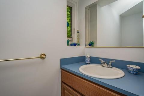 31 Balcom Rd, Pelham, NH 03076 photo 21