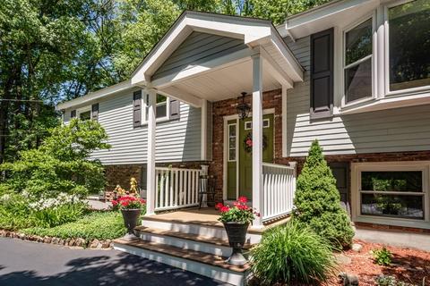 31 Balcom Rd, Pelham, NH 03076 photo 2