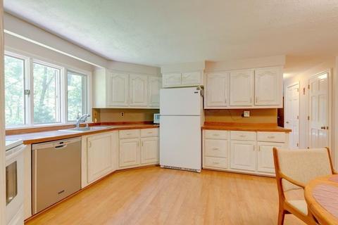 4 Wethersfield Dr, Andover, MA 01810 photo 8