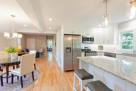 35 Sanderson Ave, Dedham, MA 02026 photo 12