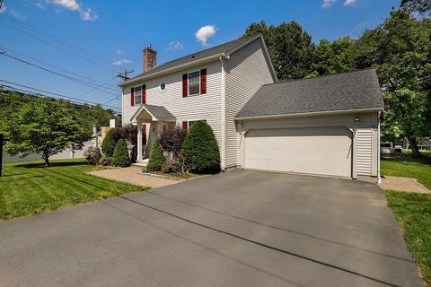 73 Powder Mill Rd, Maynard, MA 01754 photo 3