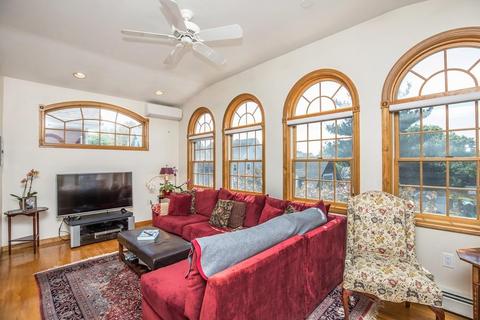 35 Winthrop St, Everett, MA 02149 photo 4
