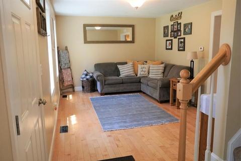 31 Plain St E, Berkley, MA 02779 photo 14