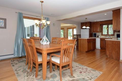 13 Bates St, Danvers, MA 01923 photo 6