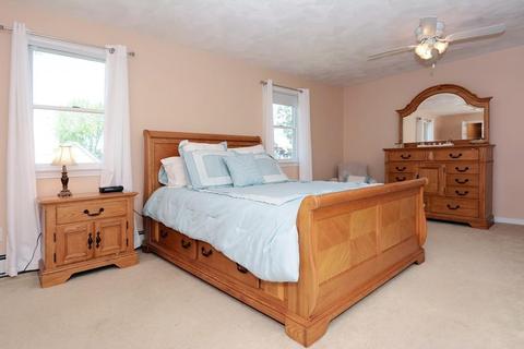 13 Bates St, Danvers, MA 01923 photo 14