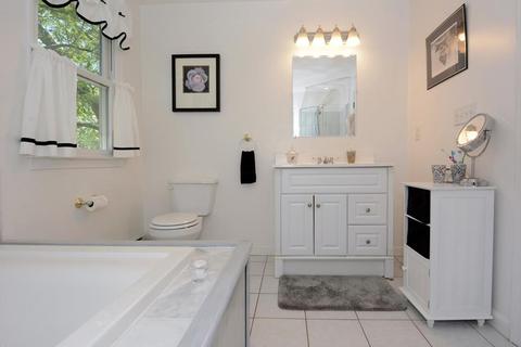 13 Bates St, Danvers, MA 01923 photo 16
