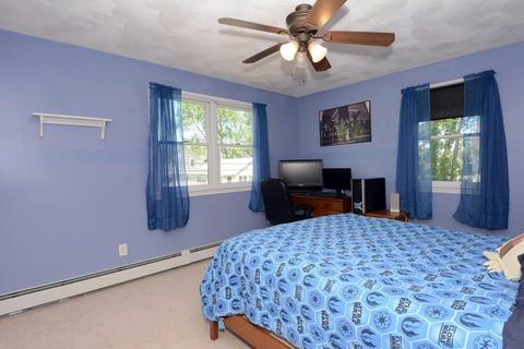 13 Bates St, Danvers, MA 01923 photo 17