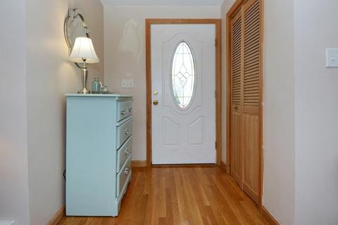 13 Bates St, Danvers, MA 01923 photo 9