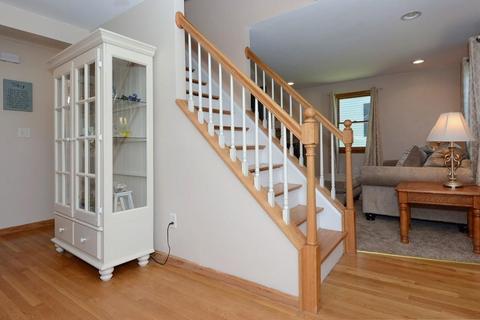 13 Bates St, Danvers, MA 01923 photo 8