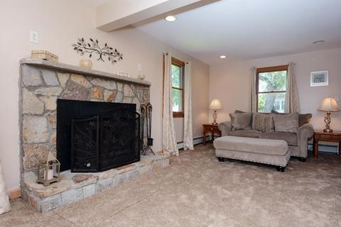 13 Bates St, Danvers, MA 01923 photo 10