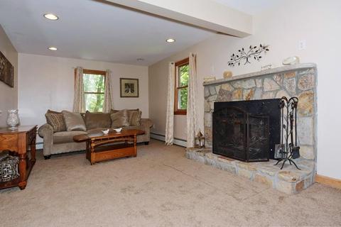 13 Bates St, Danvers, MA 01923 photo 11