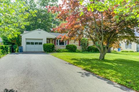 66 Woolworth St, Longmeadow, MA 01106 photo 4