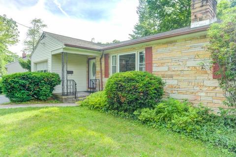 66 Woolworth St, Longmeadow, MA 01106 photo 1