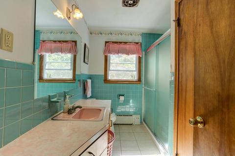 66 Woolworth St, Longmeadow, MA 01106 photo 15