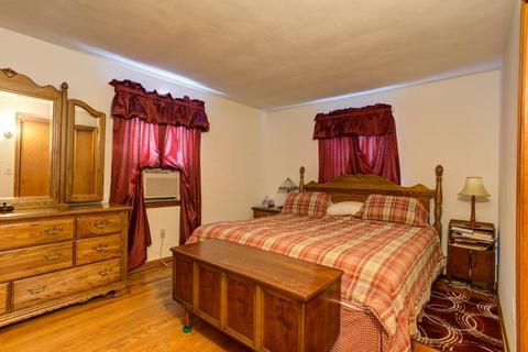 66 Woolworth St, Longmeadow, MA 01106 photo 23