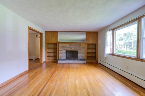 66 Woolworth St, Longmeadow, MA 01106 photo 7
