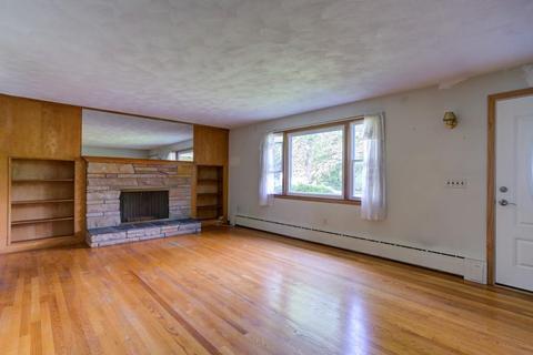 66 Woolworth St, Longmeadow, MA 01106 photo 8