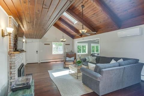 17 Deerfield Dr, Easthampton, MA 01027 photo 13