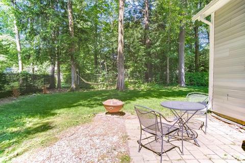 17 Deerfield Dr, Easthampton, MA 01027 photo 4