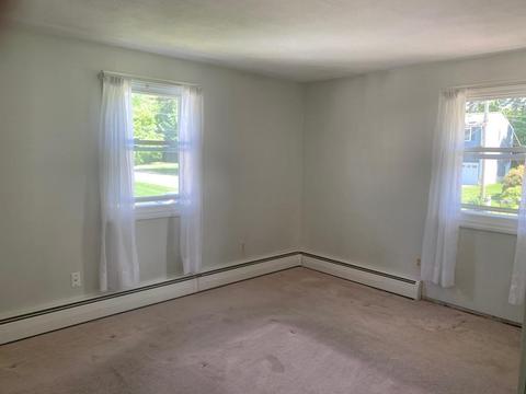22 Hickory Ln, Salem, NH 03079 photo 6