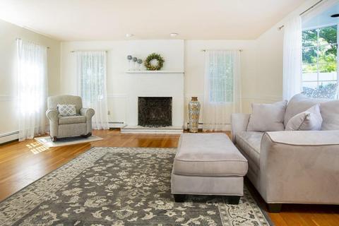 46 Denmark Ave, Milton, MA 02186 photo 4