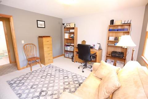 43 Willow St, Chicopee, MA 01020 photo 17
