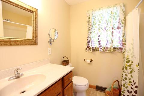 43 Willow St, Chicopee, MA 01020 photo 15