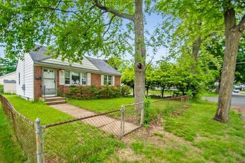84 Campechi St, Springfield, MA 01104 photo 26