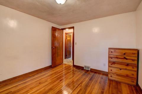 84 Campechi St, Springfield, MA 01104 photo 13