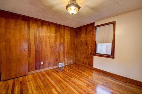 84 Campechi St, Springfield, MA 01104 photo 17