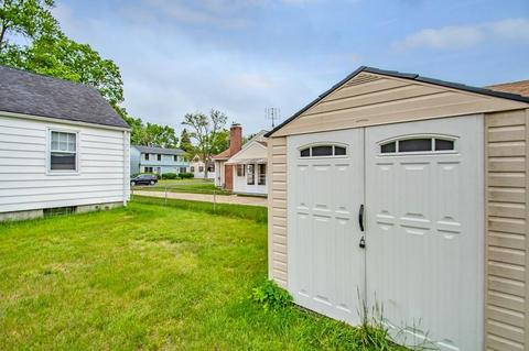 84 Campechi St, Springfield, MA 01104 photo 21