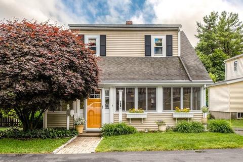 27 Prospect Ave, Lynnfield, MA 01940 photo 2