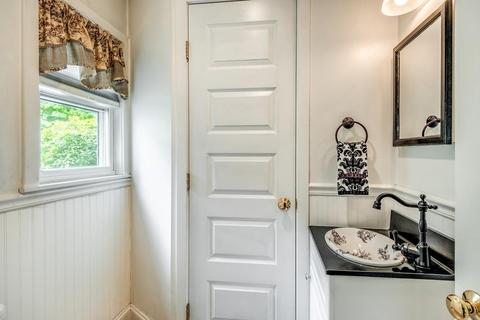 27 Prospect Ave, Lynnfield, MA 01940 photo 17