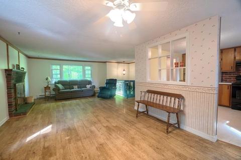 83 Lincoln Rd, Sutton, MA 01590 photo 6