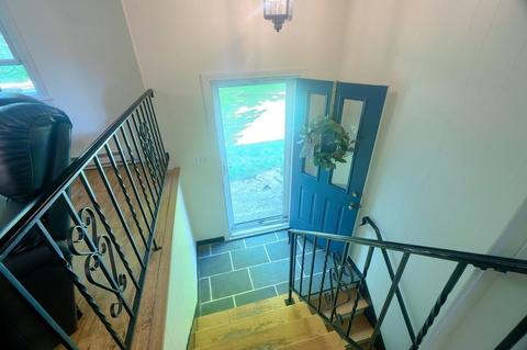 83 Lincoln Rd, Sutton, MA 01590 photo 4