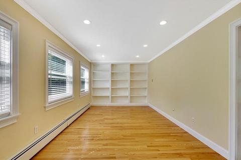 16 Henry St #2, Brookline, MA 02445 photo 9