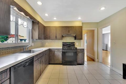16 Henry St #2, Brookline, MA 02445 photo 10