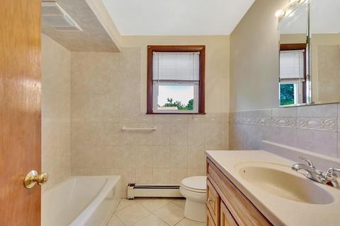 16 Henry St #2, Brookline, MA 02445 photo 21
