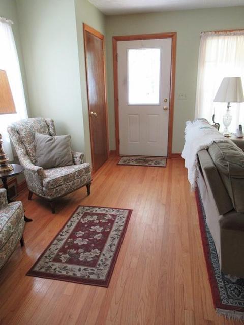 51 Jeffrey Rd, Springfield, MA 01119 photo 5