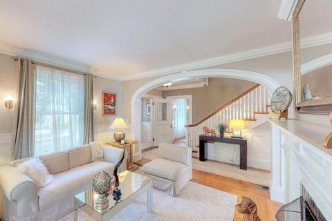 31 Abbott St, Beverly, MA 01915 photo 10