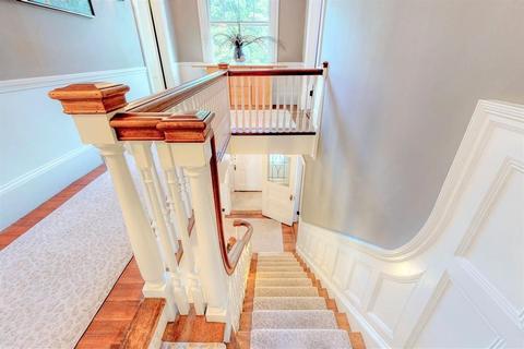 31 Abbott St, Beverly, MA 01915 photo 19